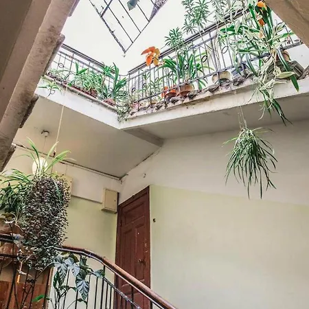 Sunny 1 Bedroom In Centre Of Daire *