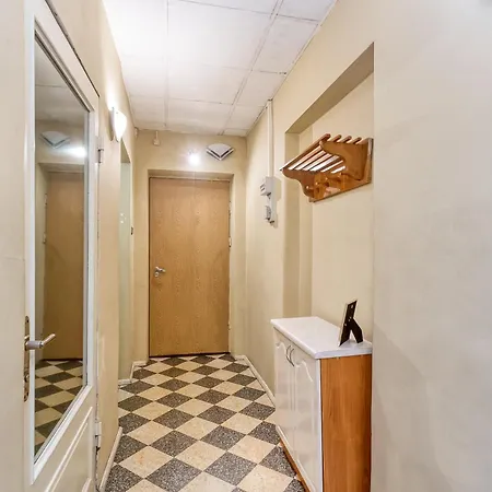 Sunny 1 Bedroom In Centre Of Daire *