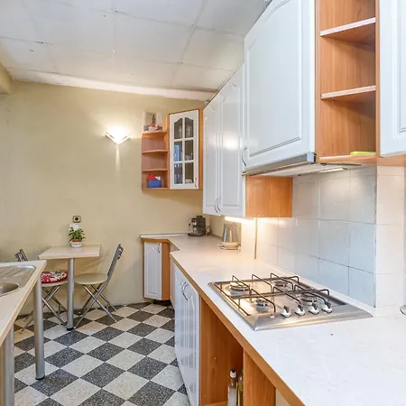 Sunny 1 Bedroom In Centre Of Daire